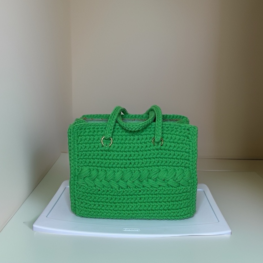 Large Green Tote Crochet Bag - Picture 2 of 6